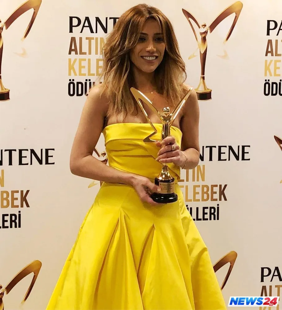 "Altın Kelebek"in bir-birini həzm edə bilməyən Azərbaycan birinciləri - Aygün və Röya - FOTO - VİDEO