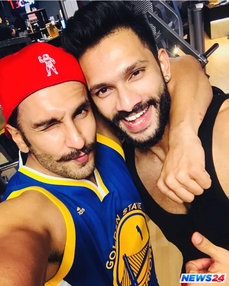 Millətlərarası ən yaraşıqlı kişi seçildi - FOTO - VİDEO