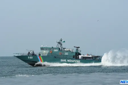 “Kömək edin” işarəsini gördülər: Xəzərdə 2 balıqçı xilas edildi – Foto