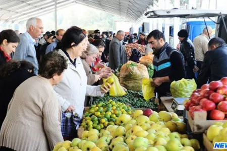 Bakıda bayram yarmarkalarına start verildi