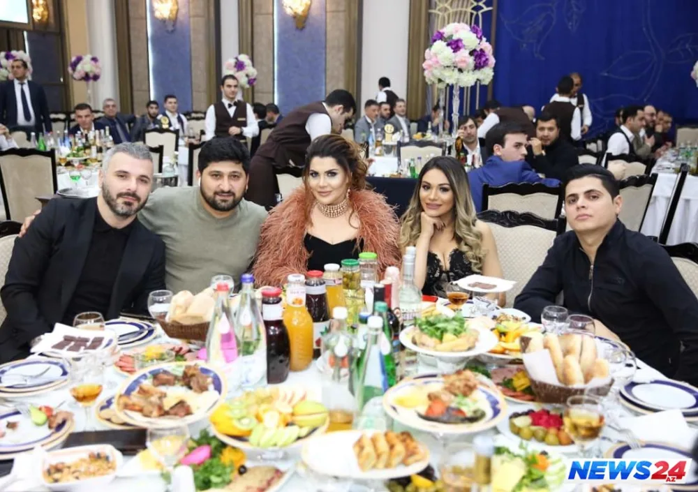 Əməkdar artistin toyundan - FOTOLAR