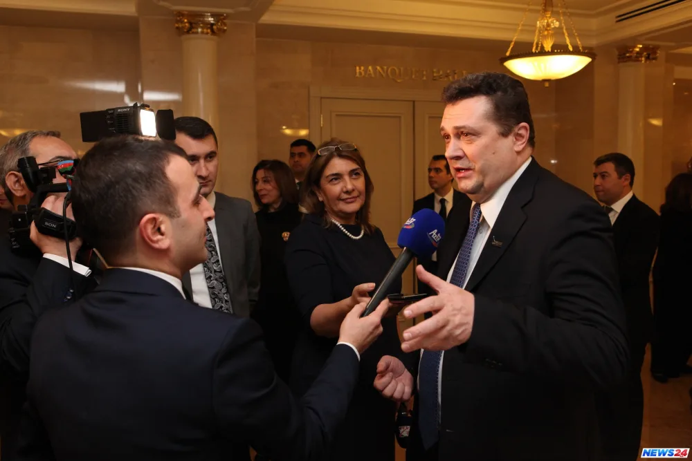 Rusiyada Heydər Əliyevin xatirəsi anılıb - FOTOLAR