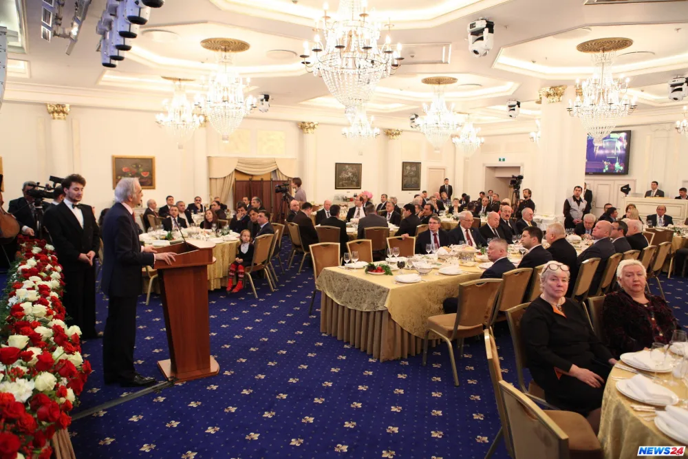 Rusiyada Heydər Əliyevin xatirəsi anılıb - FOTOLAR