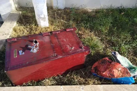 "Azərpoçt"un filialından seyf oğurlanıb