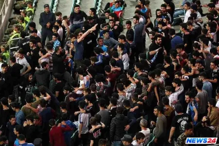 Azərbaycanlı azarkeşlər erməni təxribatçıların dərsini verdilər - VİDEO