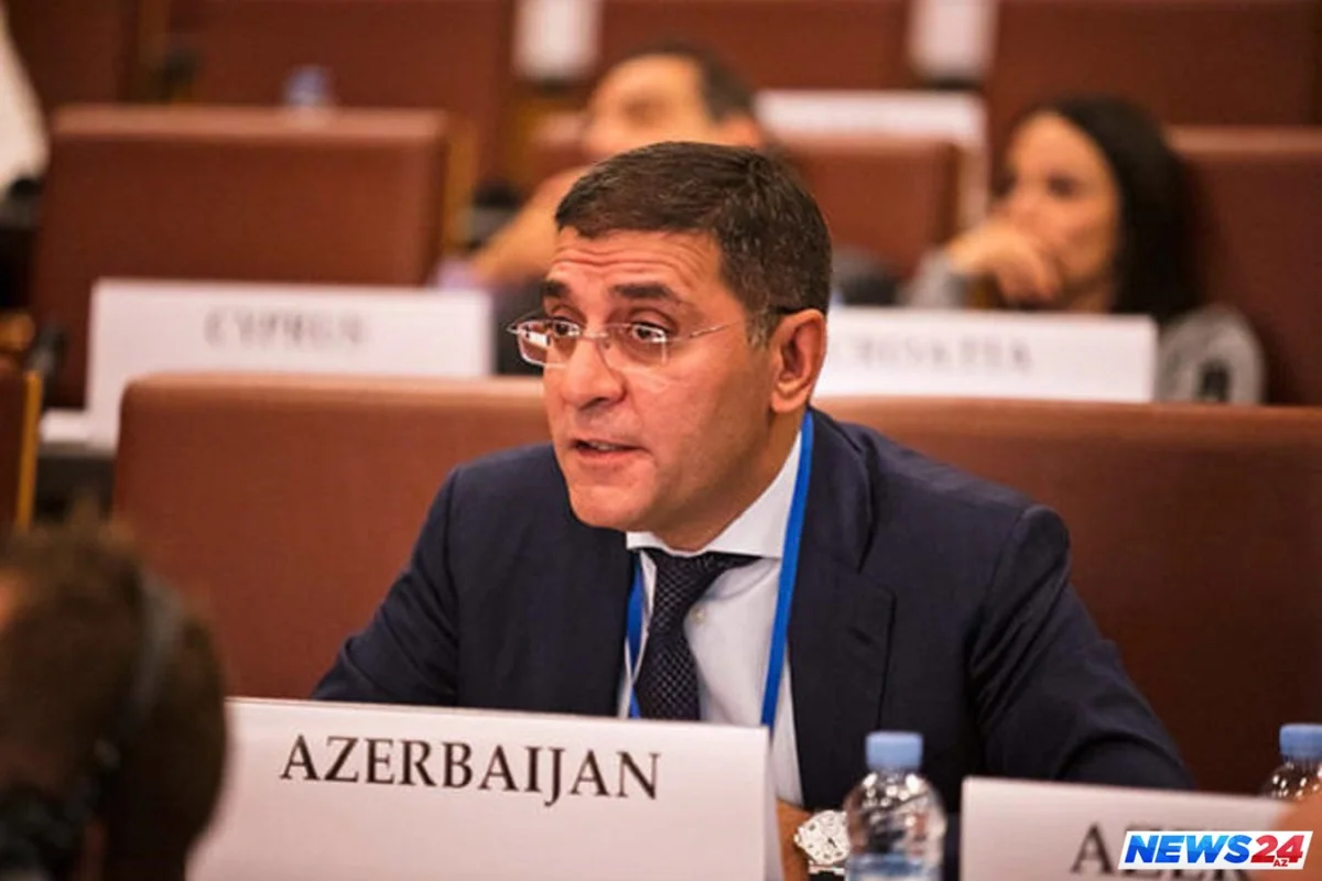 Azərbaycanlı deputat içki içib, dava saldı - Bakının mərkəzində