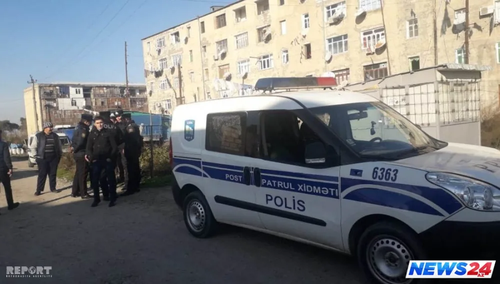 Azərbaycanda dəhşət: Oğul anasını küçənin ortasında bıçaqladı
