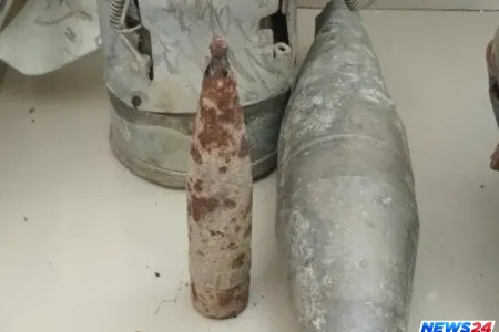 Şəhidlərimizin bədənindən çıxarılan qan ləkəli qəlpə və güllələr - VİDEOREPORTAJ