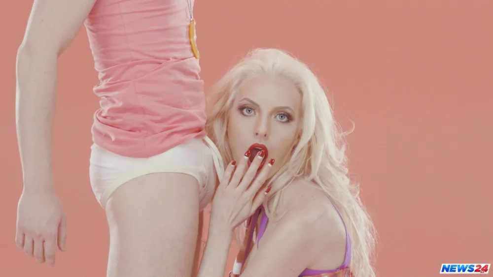 Məşhur müğənni suda boğularaq ölüb - FOTO