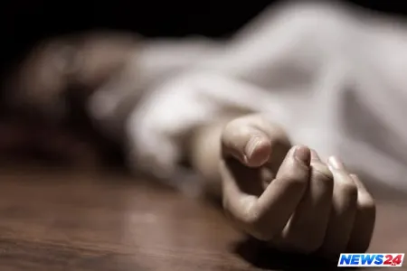 21 yaşlı qız evdə ölü tapılıb