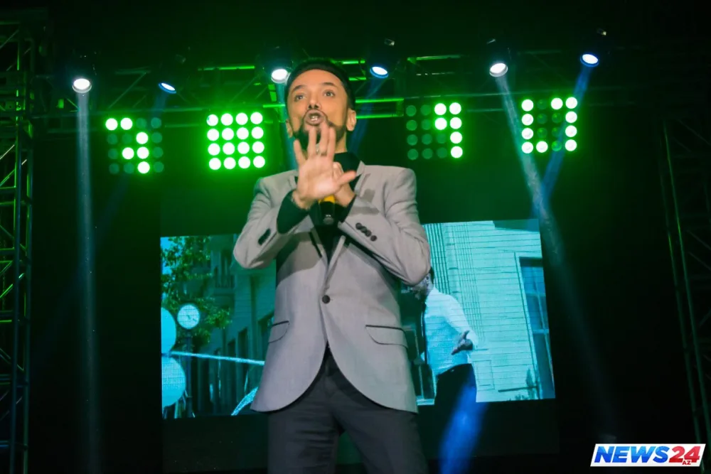 Nail Naiboğlunun "Gülüm" konserti baş tutdu - FOTOLAR