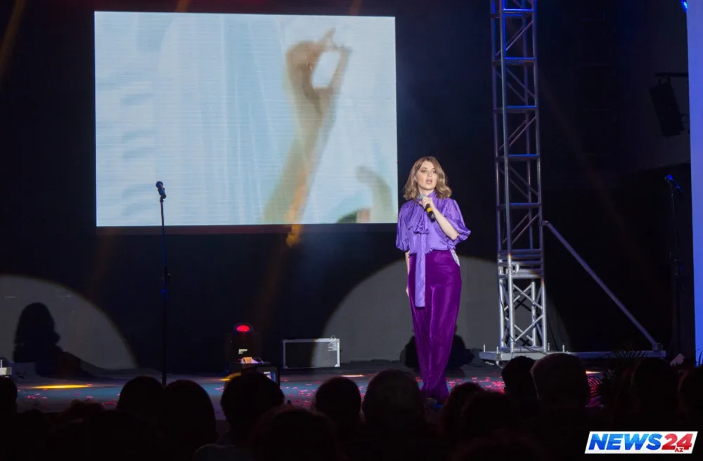 Nail Naiboğlunun "Gülüm" konserti baş tutdu - FOTOLAR