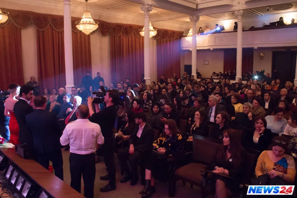 Nail Naiboğlunun "Gülüm" konserti baş tutdu - FOTOLAR
