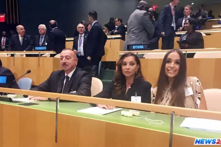 Leyla Əliyeva atasını belə təbrik etdi - FOTO