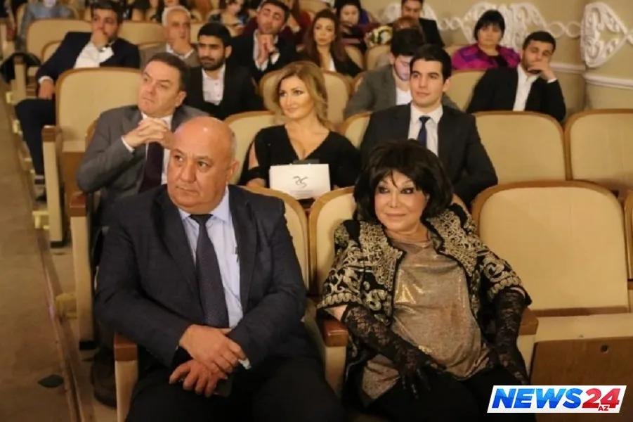 Vaqif Əsədov və Flora Kərimova mükafat aldı - FOTO
