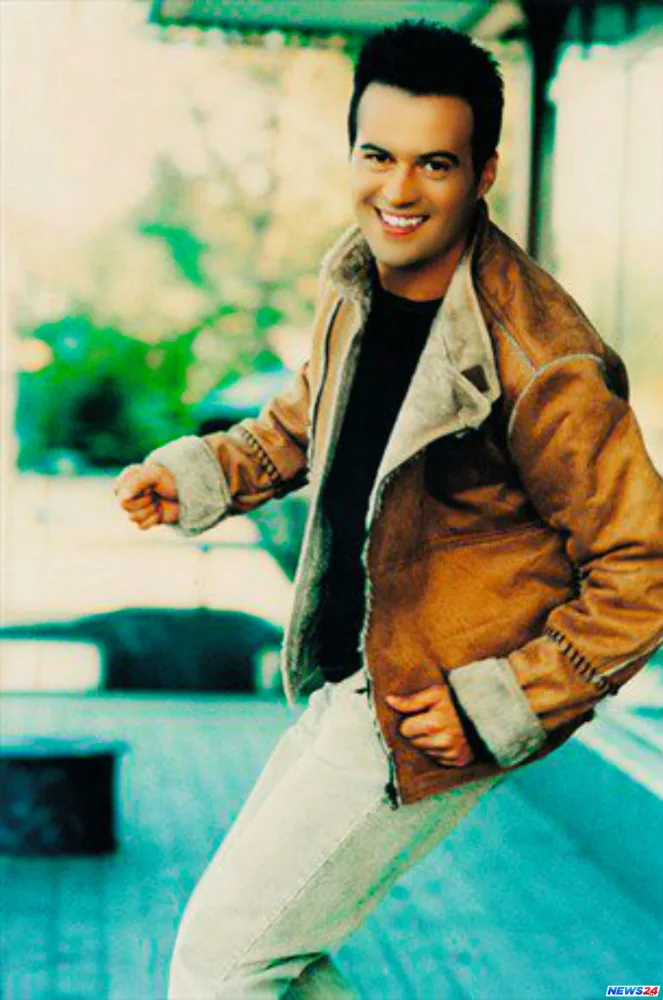 Məşhur müğənni karyerasını bitirir - VİDEO - FOTO