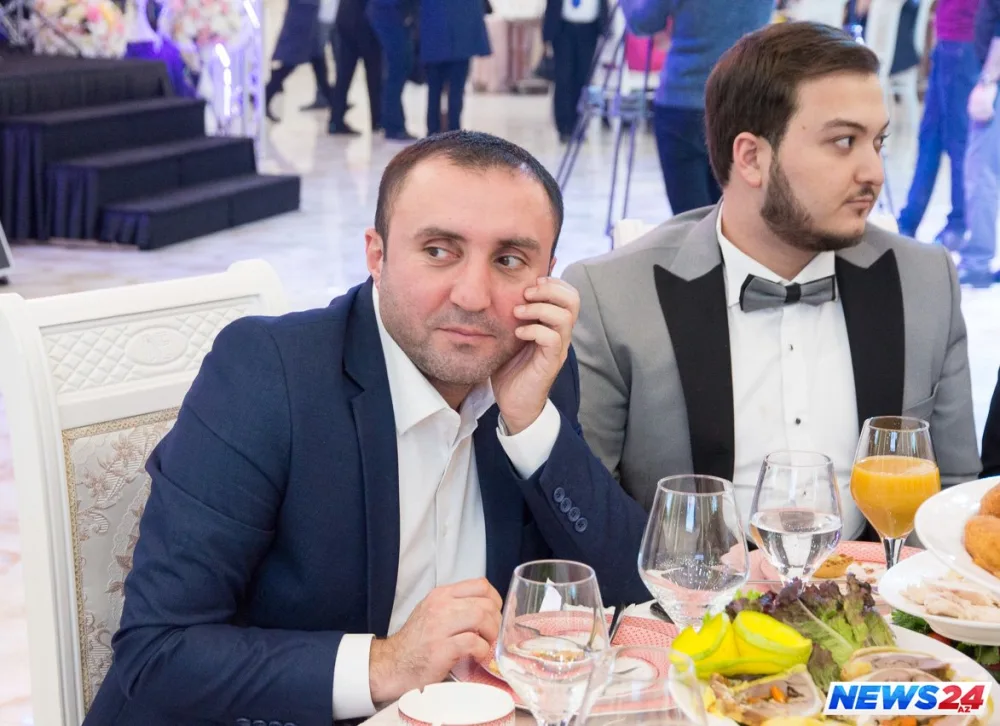 "Bunu pul yığmaq üçün etməmişəm" - Şəbnəm Tovuzlunun ad günüdən - FOTOLAR - VİDEO