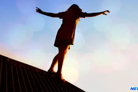 Bakıda gənc qız özünü 14-cü mərtəbədən atdı