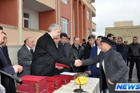 Daha 54 şəhid ailəsi və Qarabağ əlilinə ev verildi