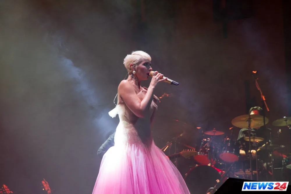 Sılanın möhtəşəm Bakı konserti baş tutdu - FOTOLAR - VİDEO