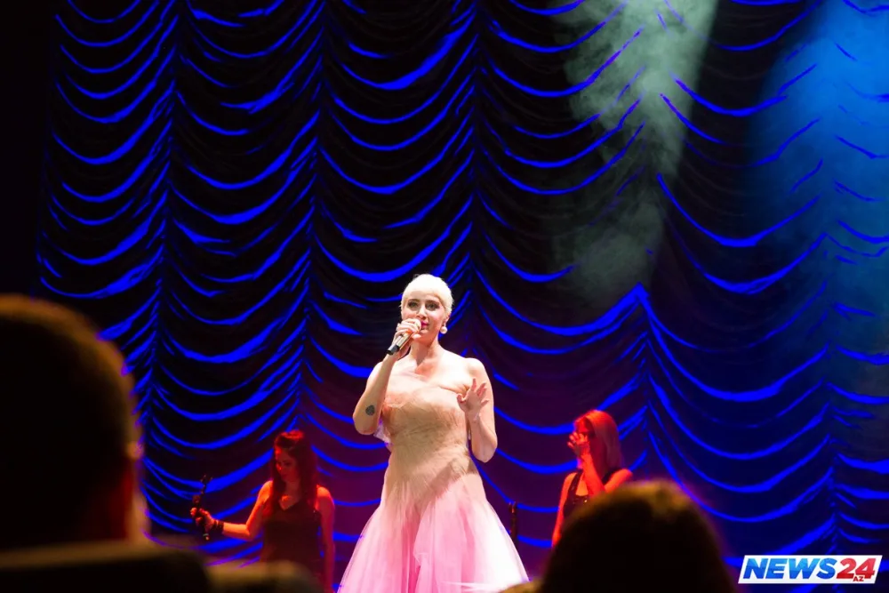 Sılanın möhtəşəm Bakı konserti baş tutdu - FOTOLAR - VİDEO