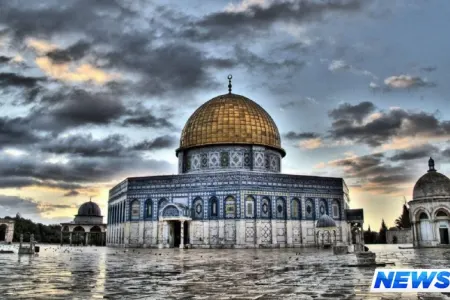 Qüds şəhərinə azan qadağası