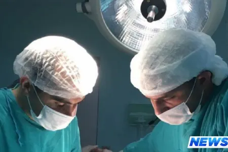 Bakıda əlində pirotexniki vasitə partladı… -Barmaqları dibindən üzüldü - FOTO - (18 +)