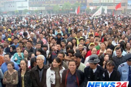 Çin əhalisi 2018-ci ildə 1,27 milyon nəfər azalıb