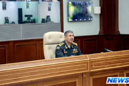 Zakir Həsənov: Ordumuz hər an döyüş əməliyyatlarına hazır olmalıdır