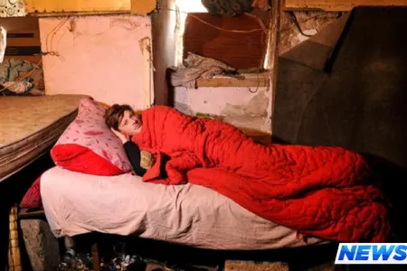 Həyatın zirzəmisinə düşənlər: Bakıda “bomj”lar necə yaşayır? - FOTO - VİDEO