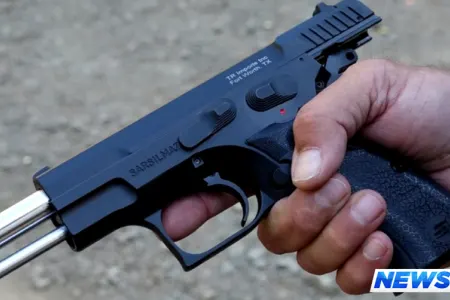 Bakıda 60 yaşlı kişi özünü güllələdi