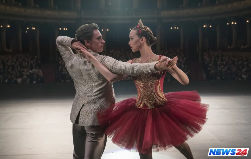 "Qırmızı sərçə" və maraqlı faktlar - FOTO - VİDEO