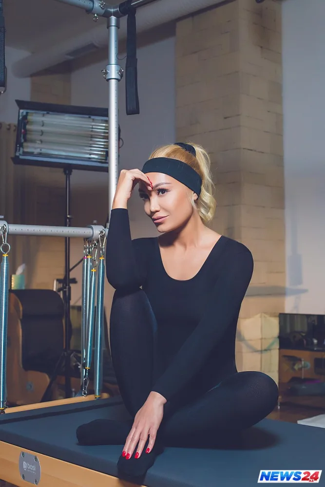 Nuradan cəsarətli fotosessiya və albom - FOTO