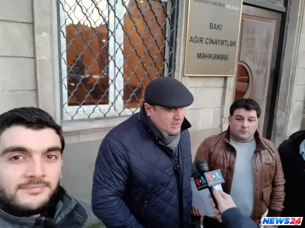 Baş redaktor məhkəmədə ifadə verib - FOTO