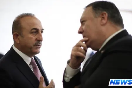 Çavuşoğlu və Pompeo Suriyadakı son hadisələri müzakirə ediblər