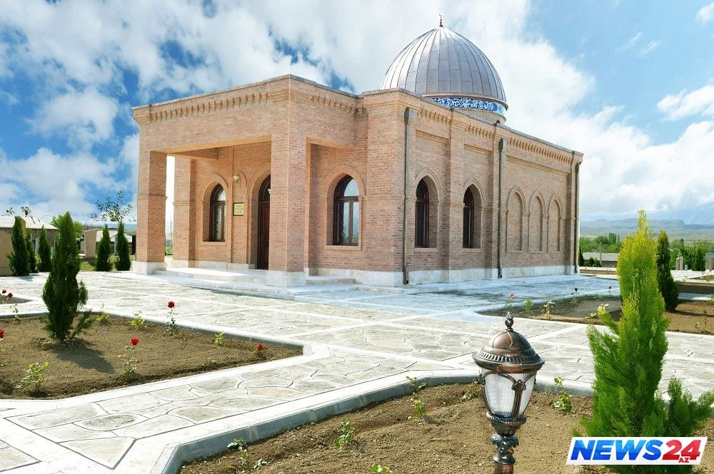 Naxçıvanın müqəddəs ziyarətgahları – imamzadələr - FOTO