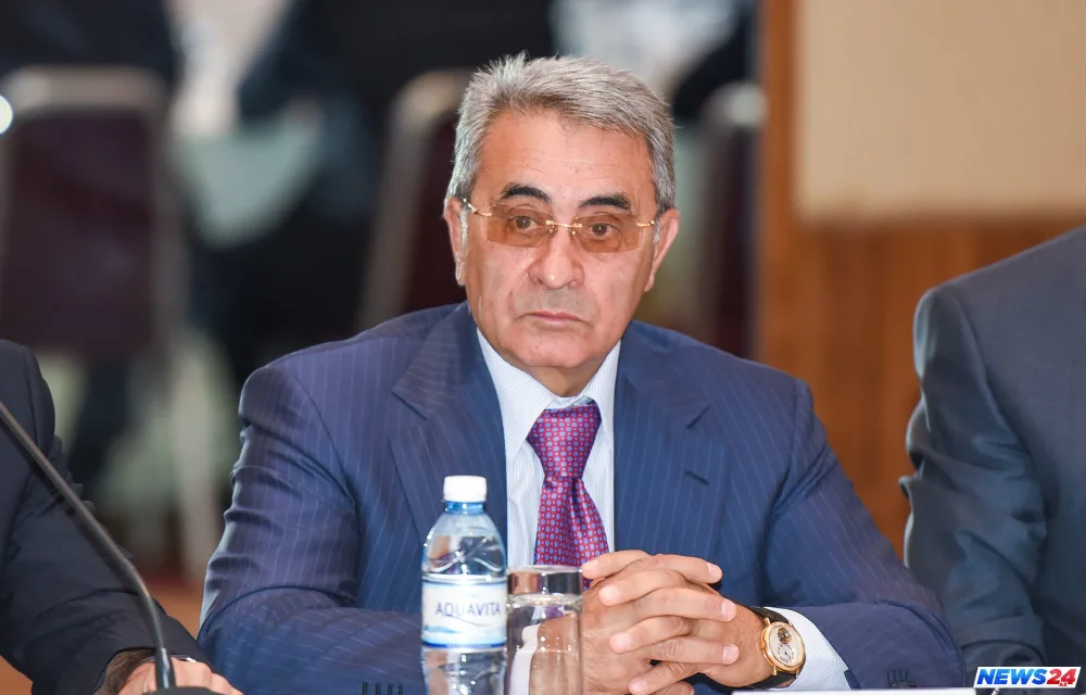 Azərbaycanın görkəmli hüquqşünası İlham Rəhimovun ad günüdür - FOTO