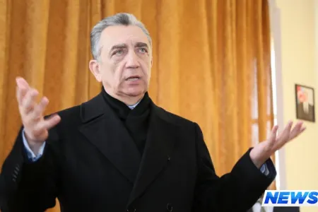 Eldar Əzizov hava şəraiti ilə əlaqədar Bakının icra başçılarına tapşırıqlar verib