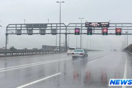 Bakının əsas avtomagistrallarında sürət həddi endirildi