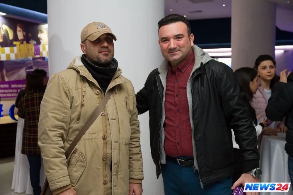 Fərda bu dəfə taksi sürücüsü oldu - FOTOLAR - VİDEO