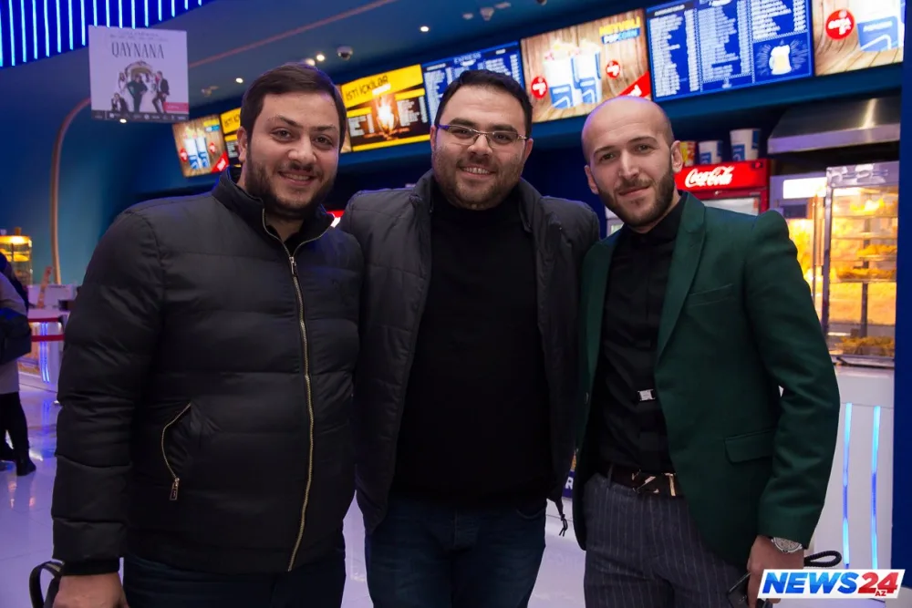 Fərda bu dəfə taksi sürücüsü oldu - FOTOLAR - VİDEO