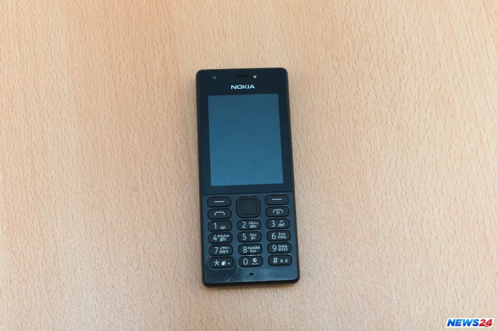 AZAL əşyalarını təyyarədə unutmuş sərnişinləri axtarır - FOTO