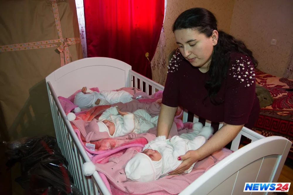 Azərbaycanın I vitse-prezidenti Mehriban Əliyeva üçəmlərə diqqət göstərdi - FOTO - VİDEO