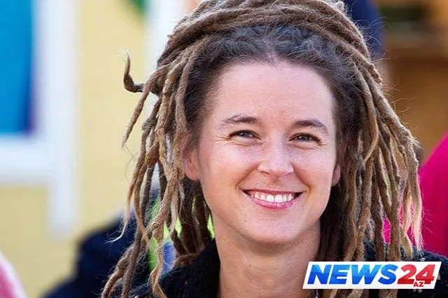 Mədəniyyət naziri görüntüsü ilə təəcübləndirdi - FOTOLAR