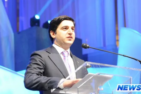 Anar Məmmədovun məşhur göydələni sökülür, yoxsa… - FOTO