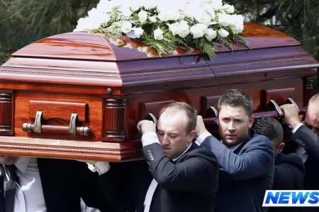 Şou-biznesin "Dəfn mərasimi" - VİDEO