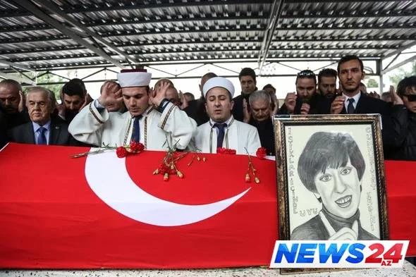 Dünyasını dəyişən sənətkarın eks həyat yoldaşı qınadı - FOTO - VİDEO