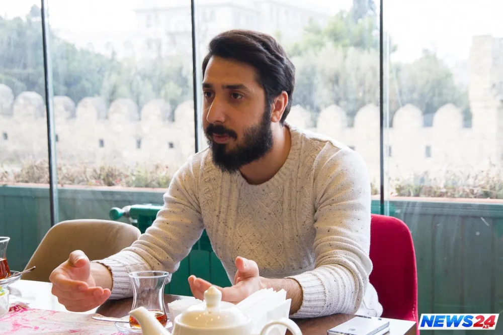 Sevil və Sevinc: "Röyanı hər kəs çox yaxşı tanıyır" - FOTO - VİDEOMÜSAHİBƏ