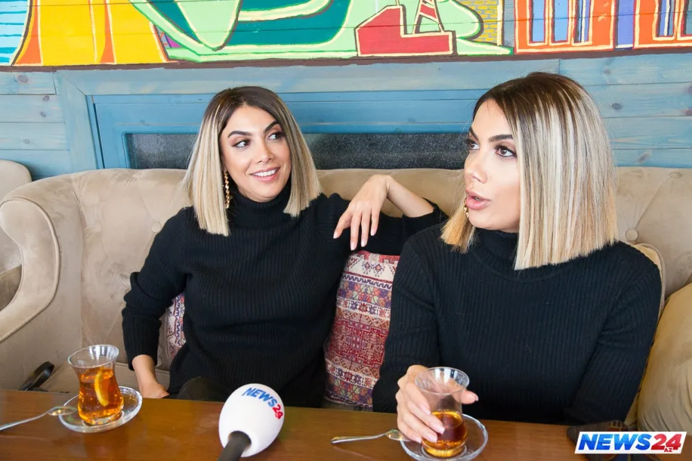 Sevil və Sevinc: "Röyanı hər kəs çox yaxşı tanıyır" - FOTO - VİDEOMÜSAHİBƏ