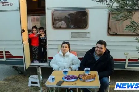 Azərbaycanlı ailə evini də özü ilə birgə gəzdirir - VİDEO